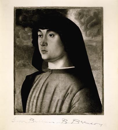 Artisti, dealeri si experti