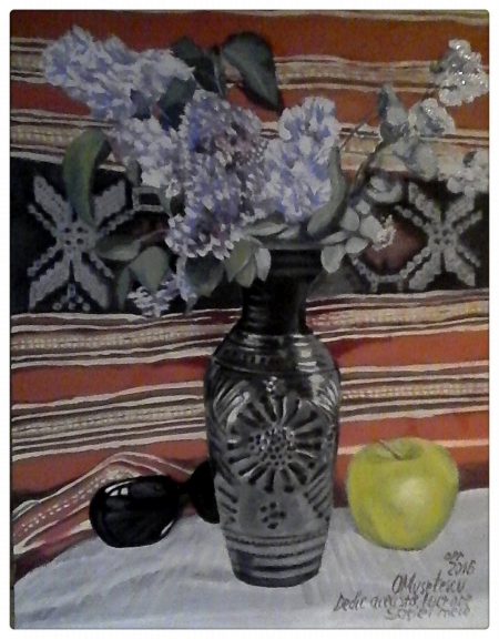 	 Still life with lilac flowers, apple and sunglasses / Musetescu Ovidiu