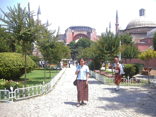 Istanbul: lumeacredintei.com