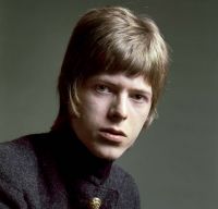 Un demo inedit David Bowie va fi vandut la licitatie