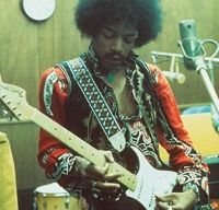 O chitara folosita de Jimi Hendrix s a vandut cu peste 200 000 de dolari