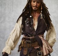 Johnny Depp de la Jack Sparrow la un tatu intr un hotel de lux