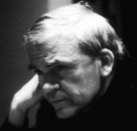 Milan Kundera este castigatorul premiului literar Franz Kafka