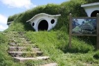 Satul Hobbiton din filmul Lord of the Rings se afla in Noua Zeelanda