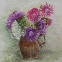 Small vase of mums