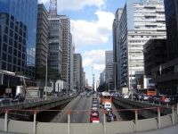 Bulevardul Paulista un simbol al orasului Sao Paulo