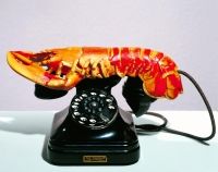 Telefonul homar inventat de Salvador Dali