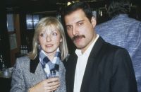 Mary Austin va scoate la licitatie obiectele mostenite de la Freddie Mercury