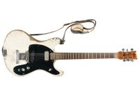 O chitara folosita de Johnny Ramone s-a vandut pentru suma record de 937 500 dolari