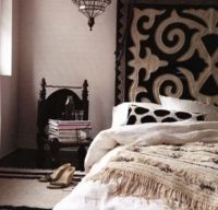Tablii de pat si decoratiuni de perete din material textil