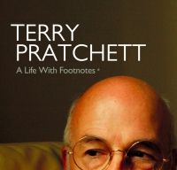 Biografia oficiala a regretatului Terry Pratchett va fi publicata in toamna acestui an